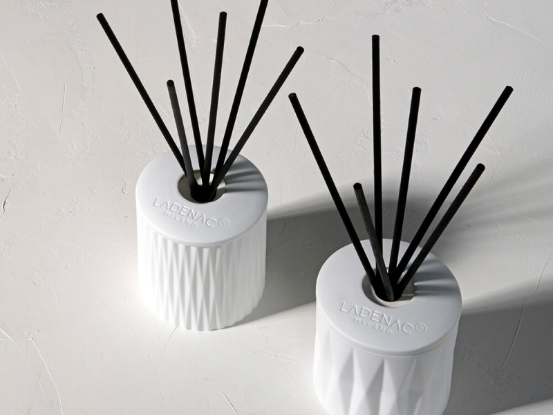 Scented candles and mikados online